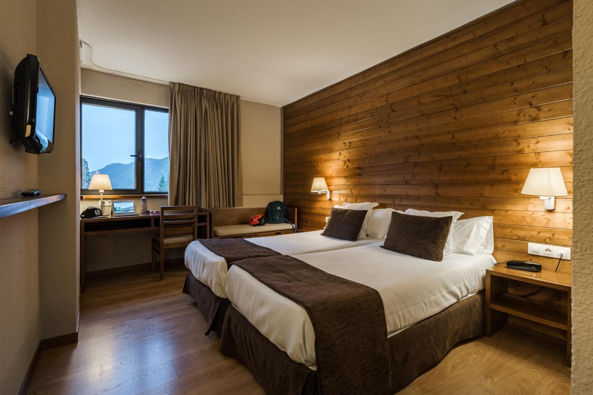 Tuc Blanc Hotell Baqueira Beret Eksteriør bilde