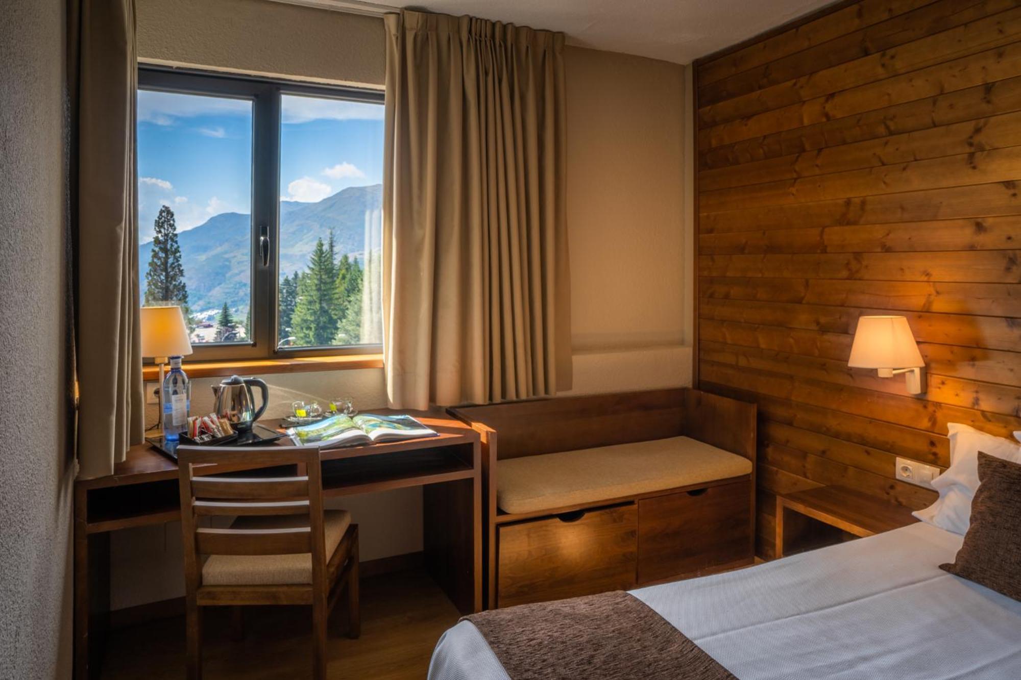 Tuc Blanc Hotell Baqueira Beret Eksteriør bilde