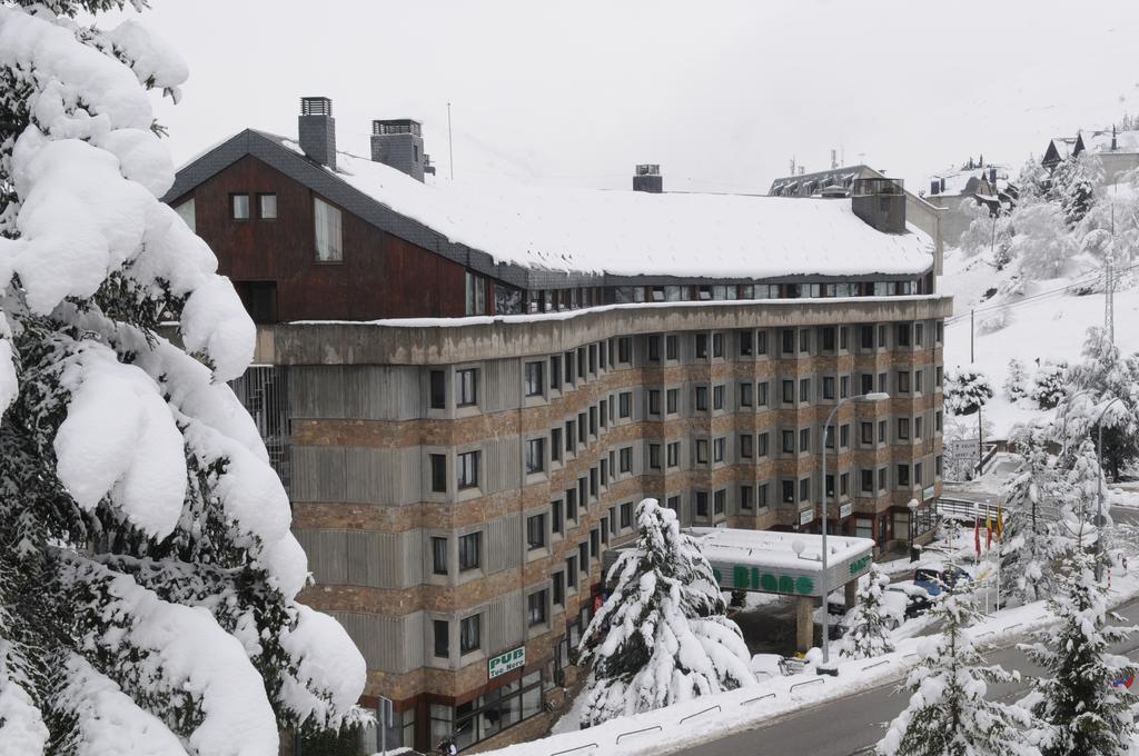 Tuc Blanc Hotell Baqueira Beret Eksteriør bilde