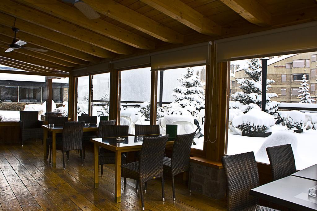 Tuc Blanc Hotell Baqueira Beret Eksteriør bilde