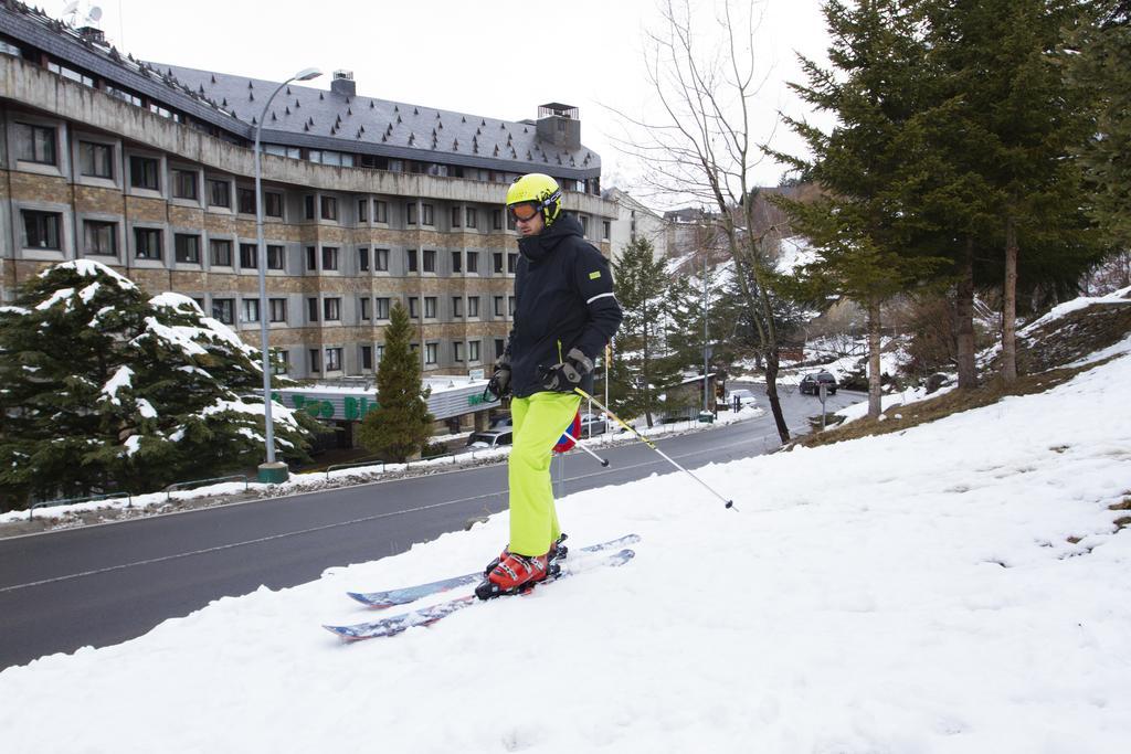 Tuc Blanc Hotell Baqueira Beret Eksteriør bilde